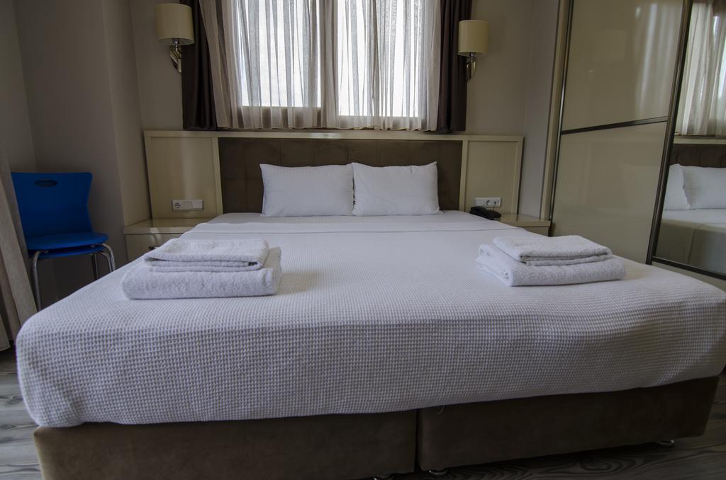 Funda Hotel Гьочек Стая снимка