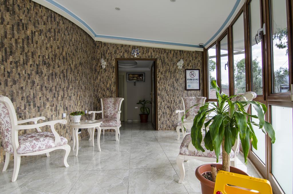 Funda Hotel Гьочек Екстериор снимка